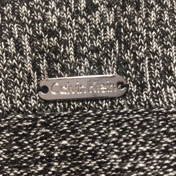 Beautiful Calvin Klein sweater with zip like new - Picture 3 of 3